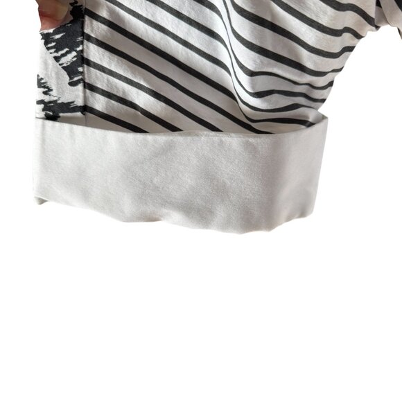 Chico's black and white striped and floral short sleeve button down shirt size 1 - Picture 7 of 9